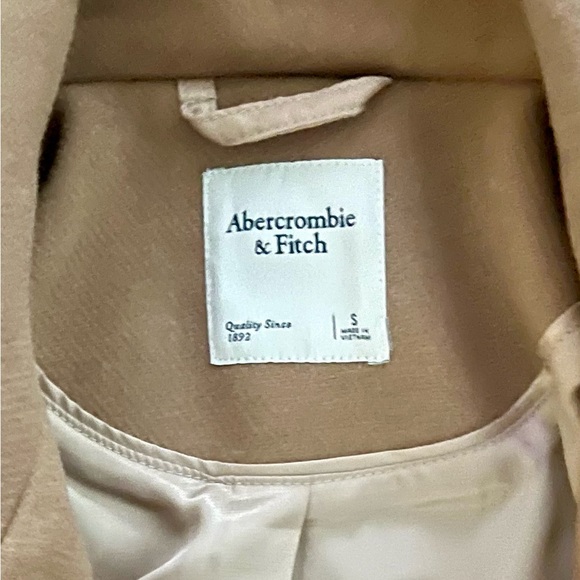 Tan - Picture 7 of 8